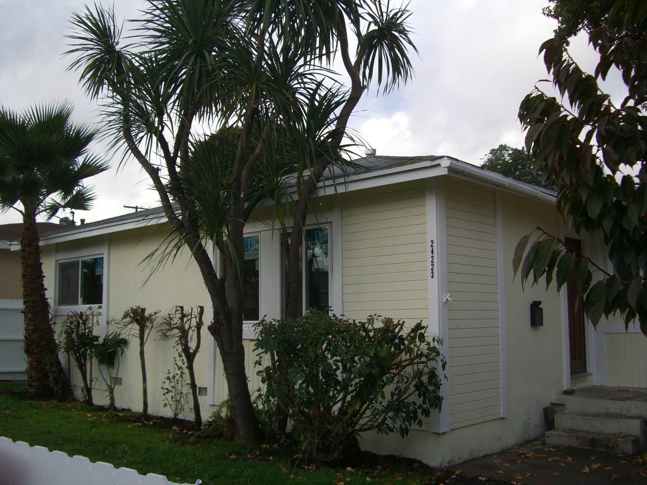 24223 Madison Street - Photo 2 of 14