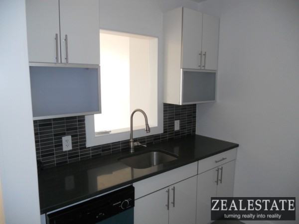 490 Ocean Parkway #6FL