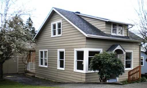 924 NE 2nd Ave - Photo 3 of 22