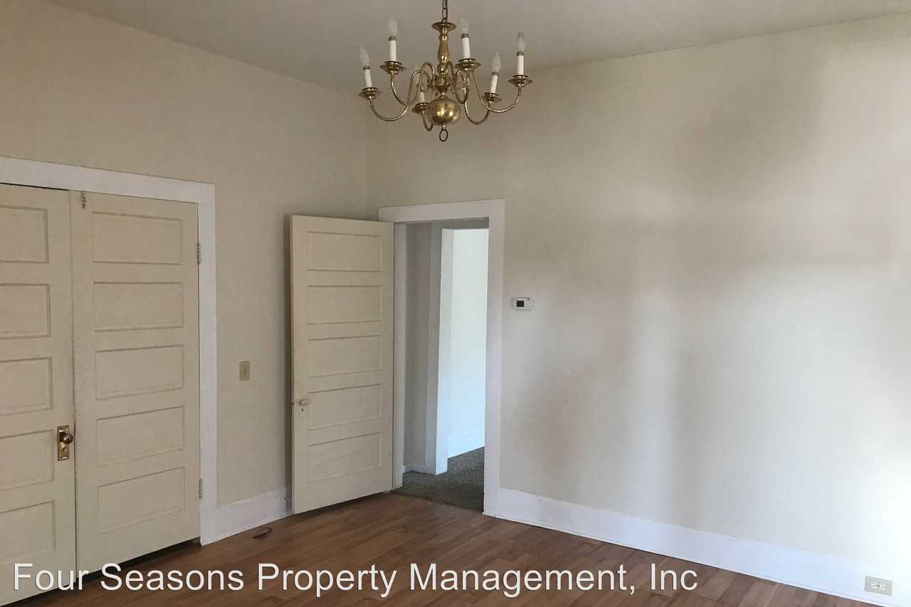 215 E Mill St - Photo 2 of 8