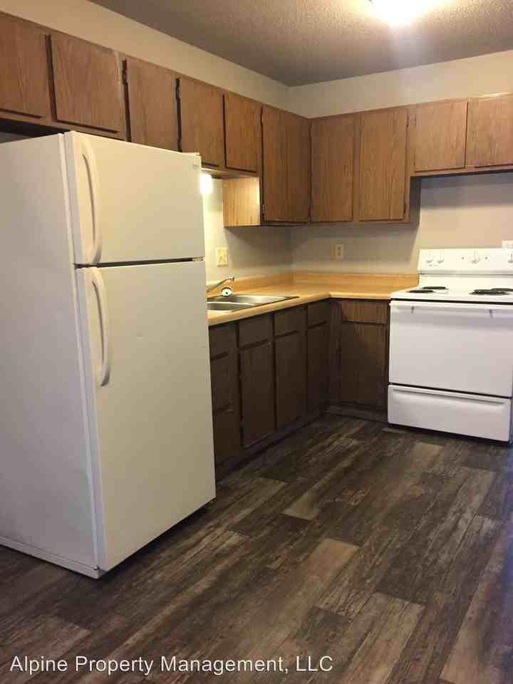 706 W Bailey St - Photo 2 of 13