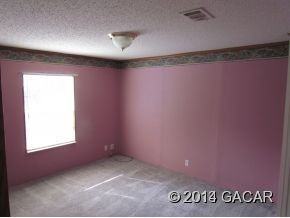 6749 NE 46th St - Photo 3 of 22