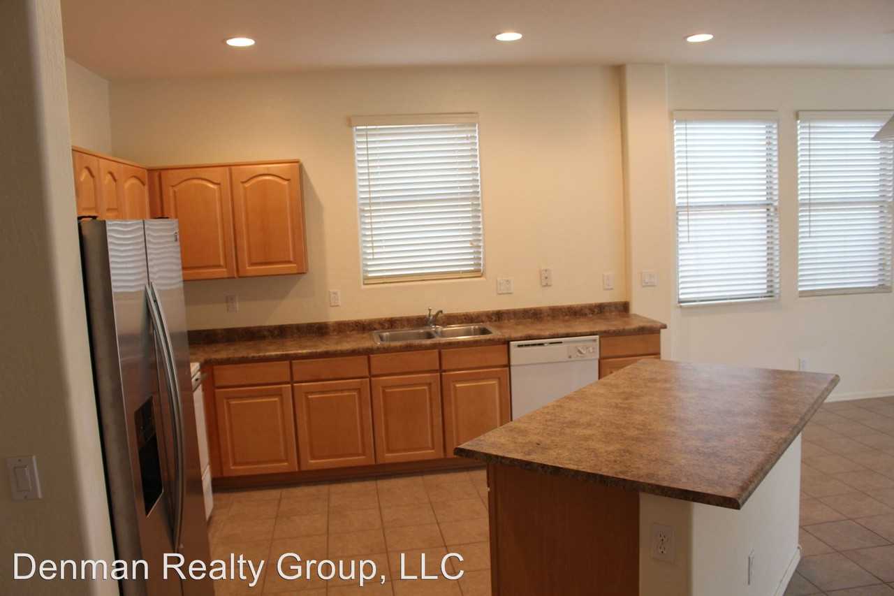 3205 W St Catherine Ave - Photo 2 of 15