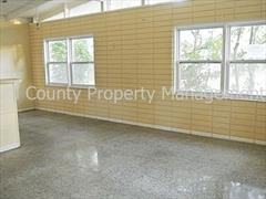 4126 Highland St S - Photo 2 of 3