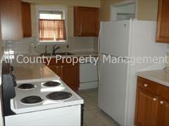 3310 11th Ave N - Photo 3 of 8