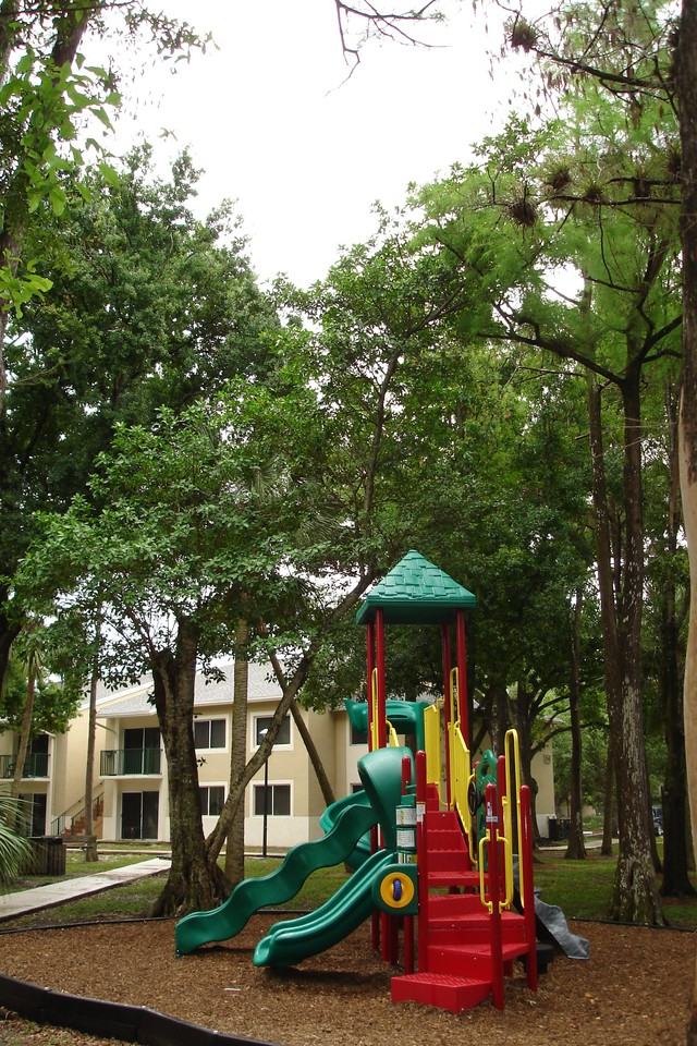 Woodsdale Oaks - Photo 3 of 50