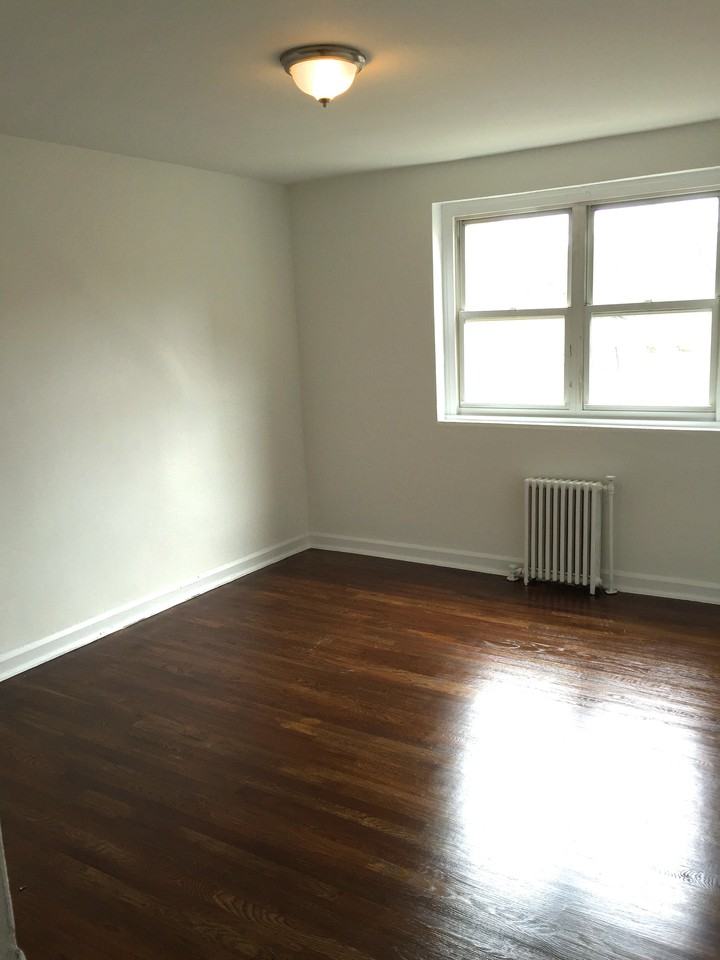 Parkwood Place Apartments - Photo 3 of 15