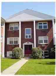 Colonial Village Apartments - Photo 2 of 8