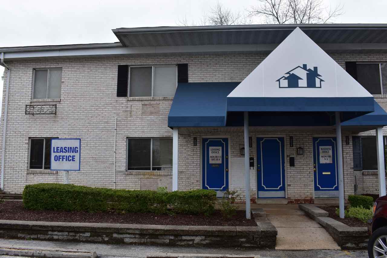 Colonial Meadows Apartments 1800 San Luis Dr, Spanish Lake, MO 63138