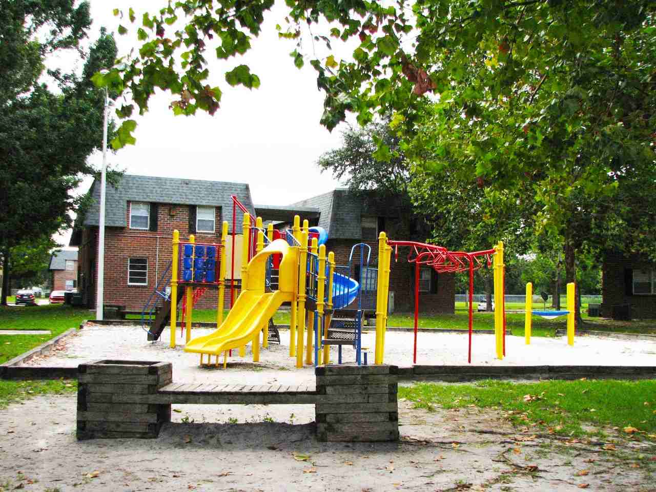 Ivey On The Lake - Photo 3 of 13