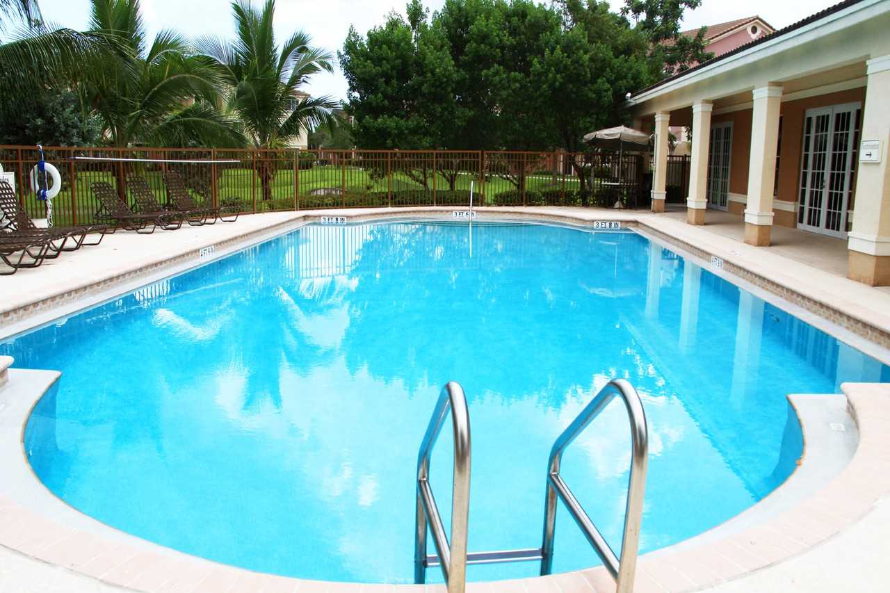 Sanctuary Cove - Photo 2 of 31