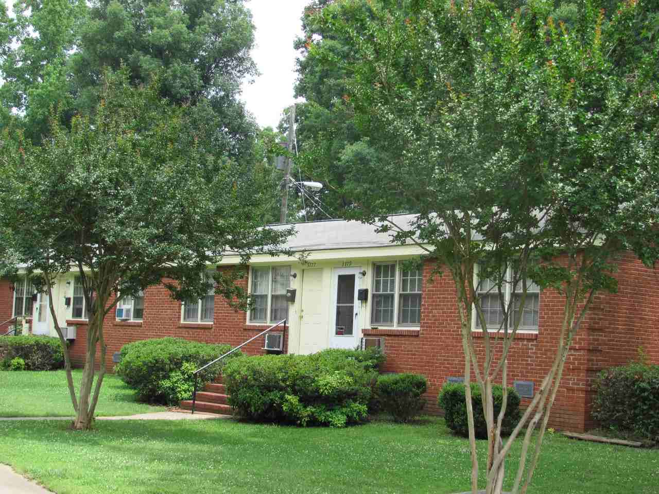 Shamrock Gardens - Photo 2 of 4