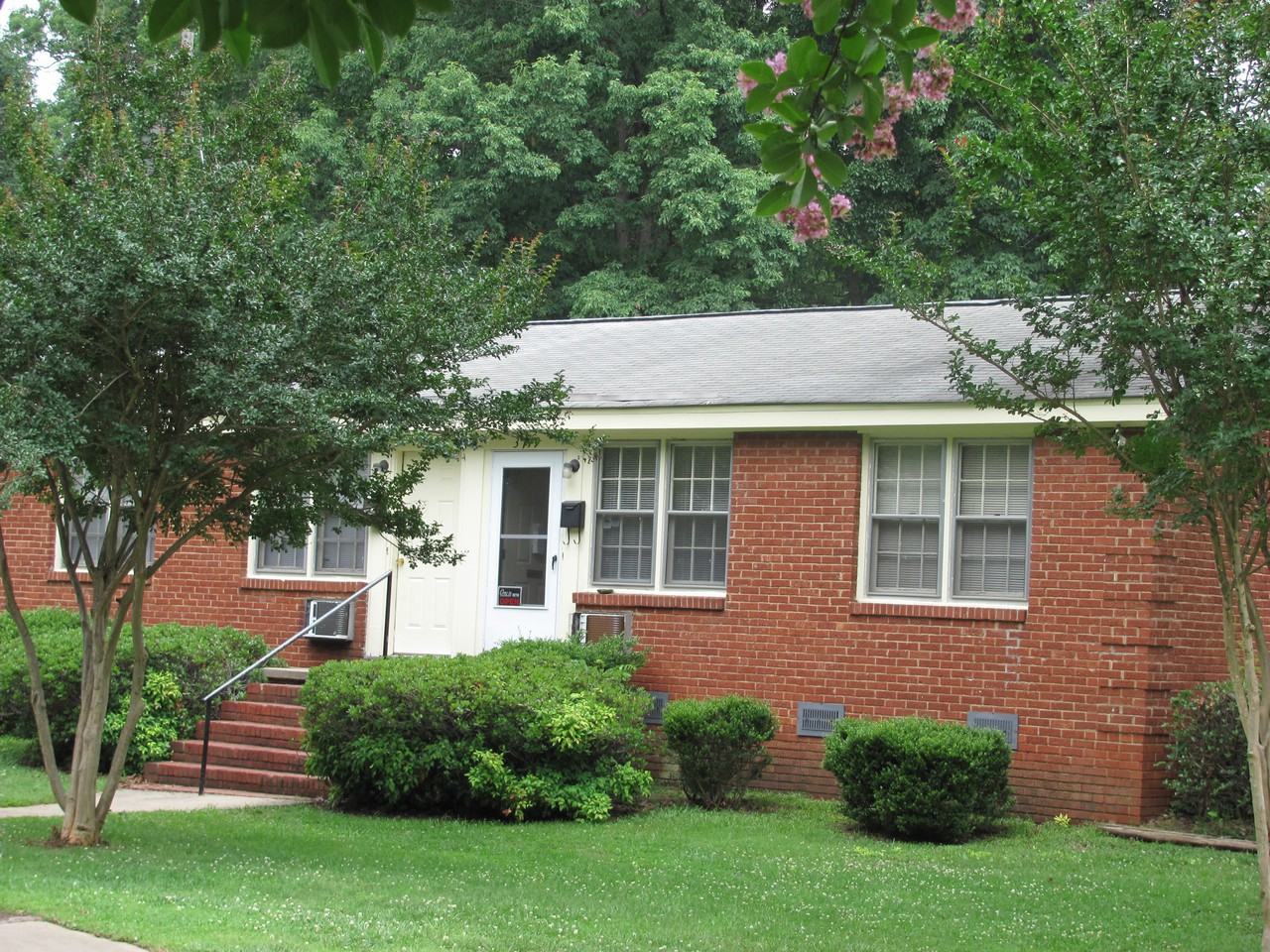 Shamrock Gardens - Photo 3 of 4