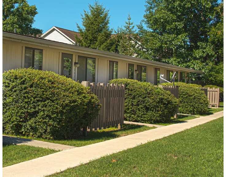 Hidden Pines & Meadowood Apartments 2990 Meadowood Dr, Jackson, MI 49202 Zumper