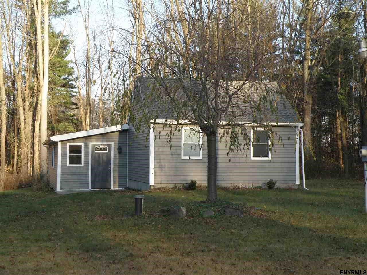 10 Birch Ln - Photo 3 of 23