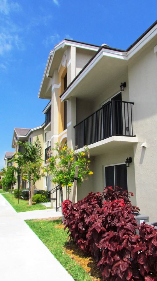 Coquina Place - Photo 2 of 40