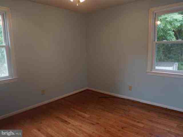 1320 Chapel Oaks Dr - Photo 3 of 6