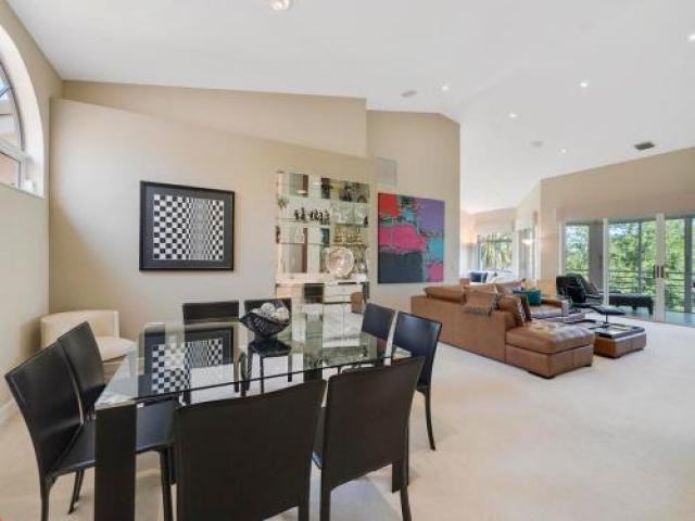 312 Spyglass Way - Photo 3 of 6