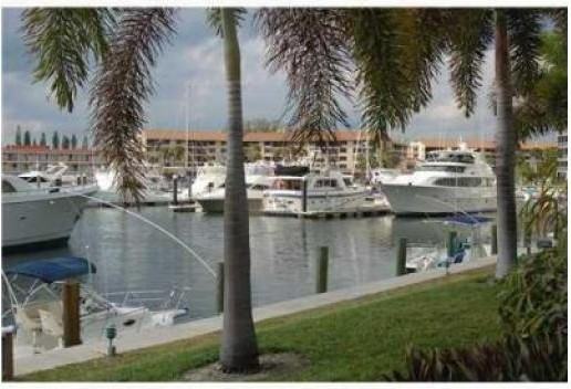 37 Yacht Club Dr - Photo 2 of 6
