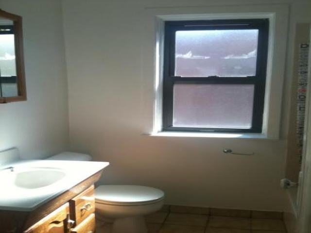 6443 N Hamilton Ave - Photo 3 of 4