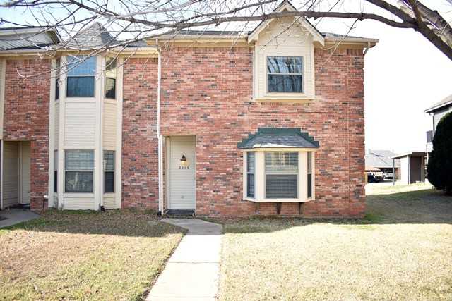 2809 Shady Grove Dr - Photo 2 of 14