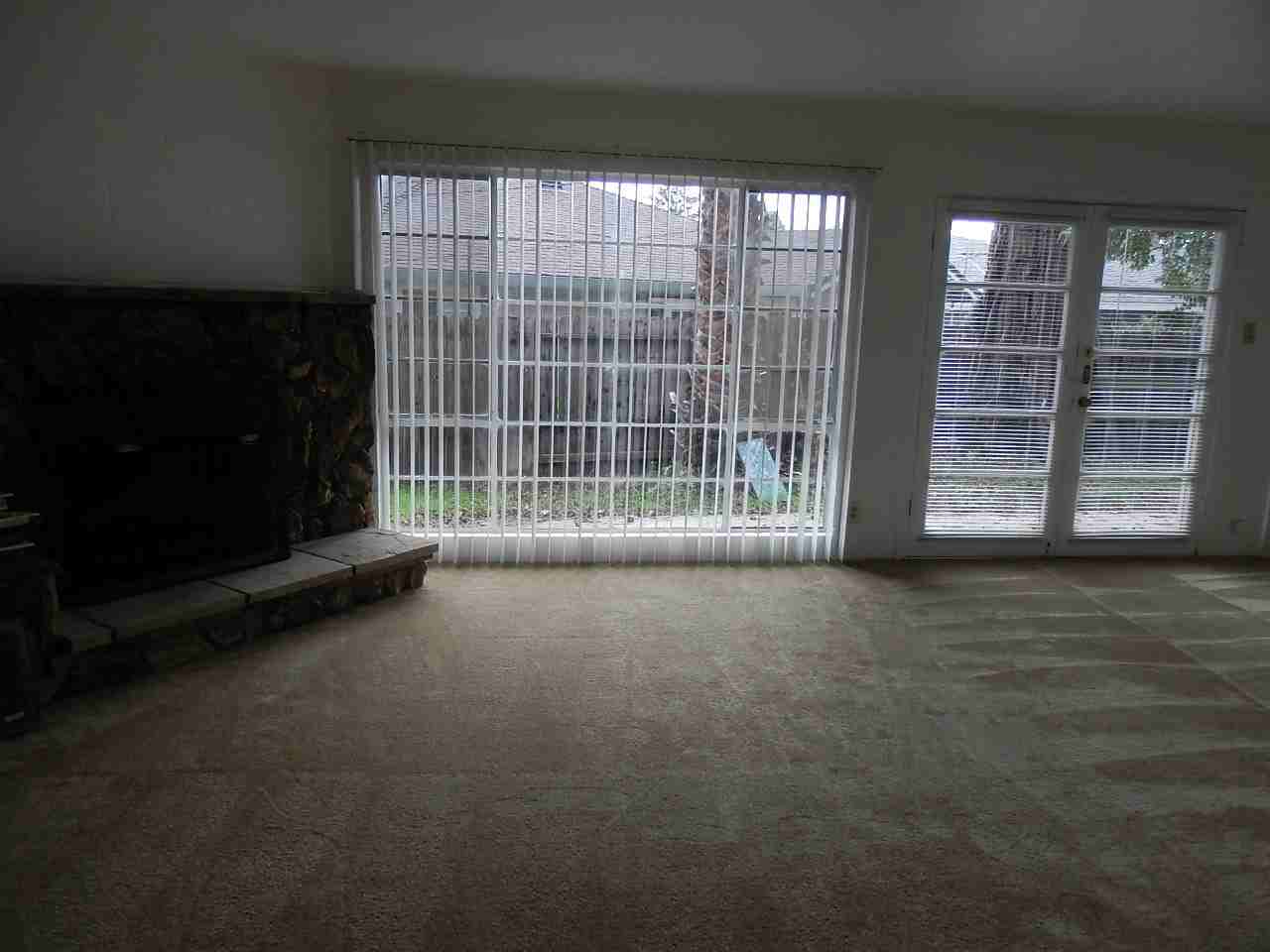 1014 Camelia Ave - Photo 3 of 15