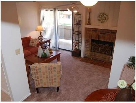 Fielder Crossing Condos - Photo 3 of 15