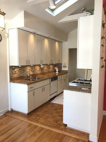 5623 S Nagle Ave - Photo 2 of 12