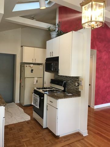 5623 S Nagle Ave - Photo 3 of 12