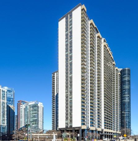 400 E Randolph St #1524