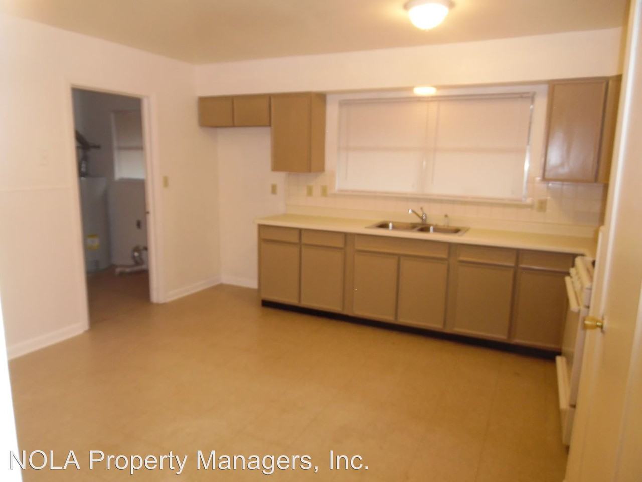 512-514 ORIOLE ST - Photo 2 of 7