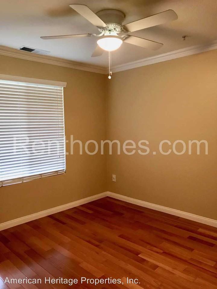 8736 Esplanade Park Ln - Photo 2 of 26