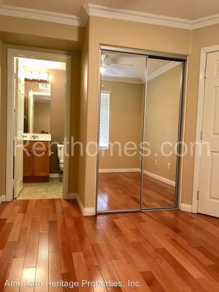 8736 Esplanade Park Ln - Photo 3 of 26