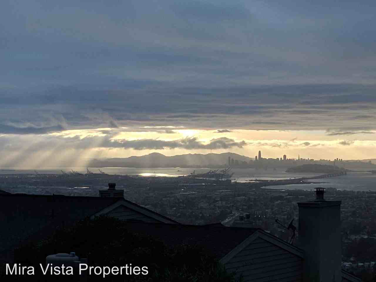 15 Captains Cove - Photo 3 of 43