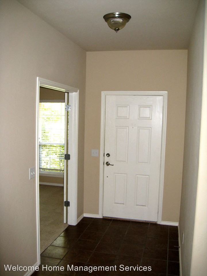 13130 Austrian Pine Dr - Photo 3 of 20