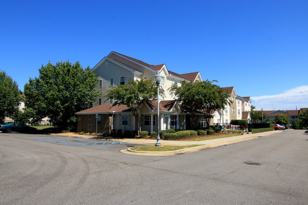 HomeTowne Suites Montgomery - Photo 2 of 48