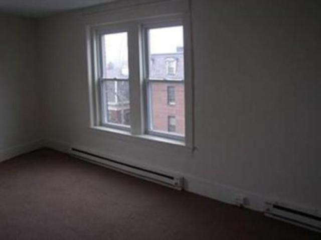 70 High St - Photo 2 of 4