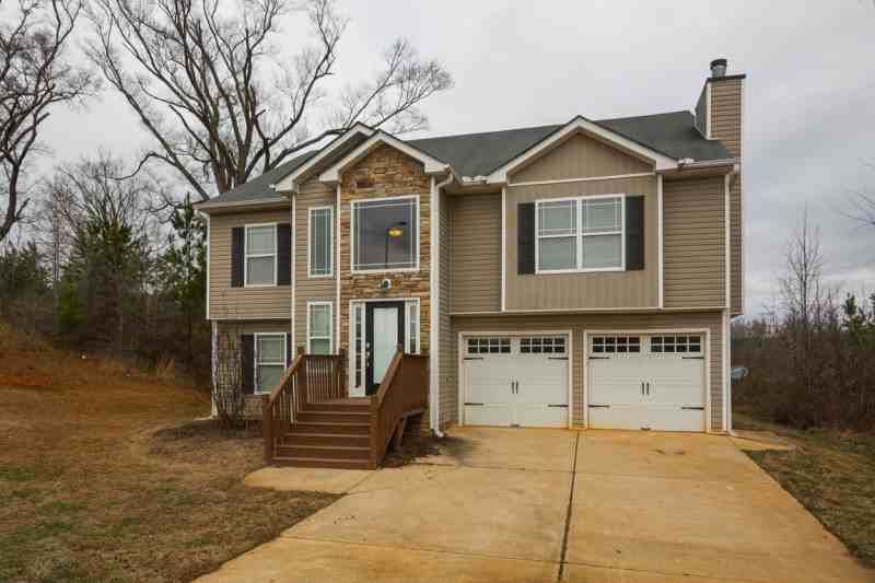 226 Kennedy Ln - Photo 3 of 30