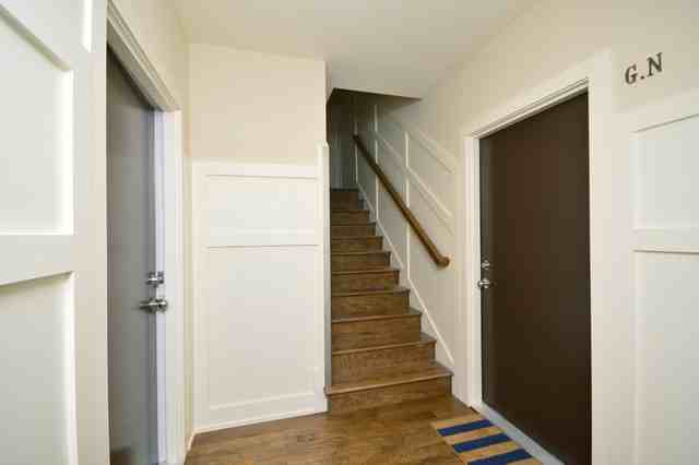 13547 S Indiana Ave - Photo 2 of 9