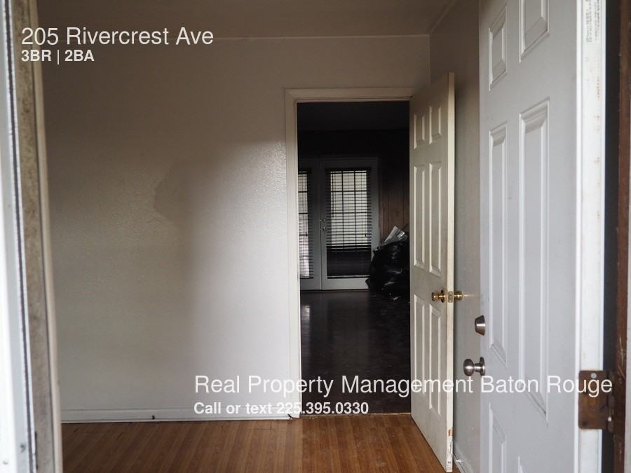 205 Rivercrest Ave - Photo 2 of 32