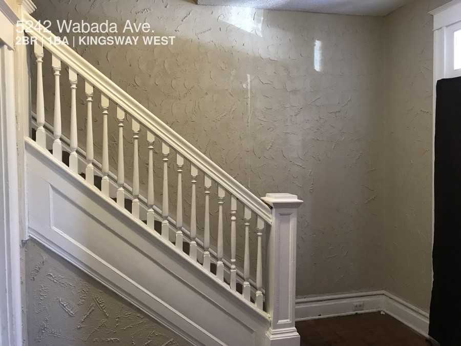 5242 Wabada Ave - Photo 2 of 18