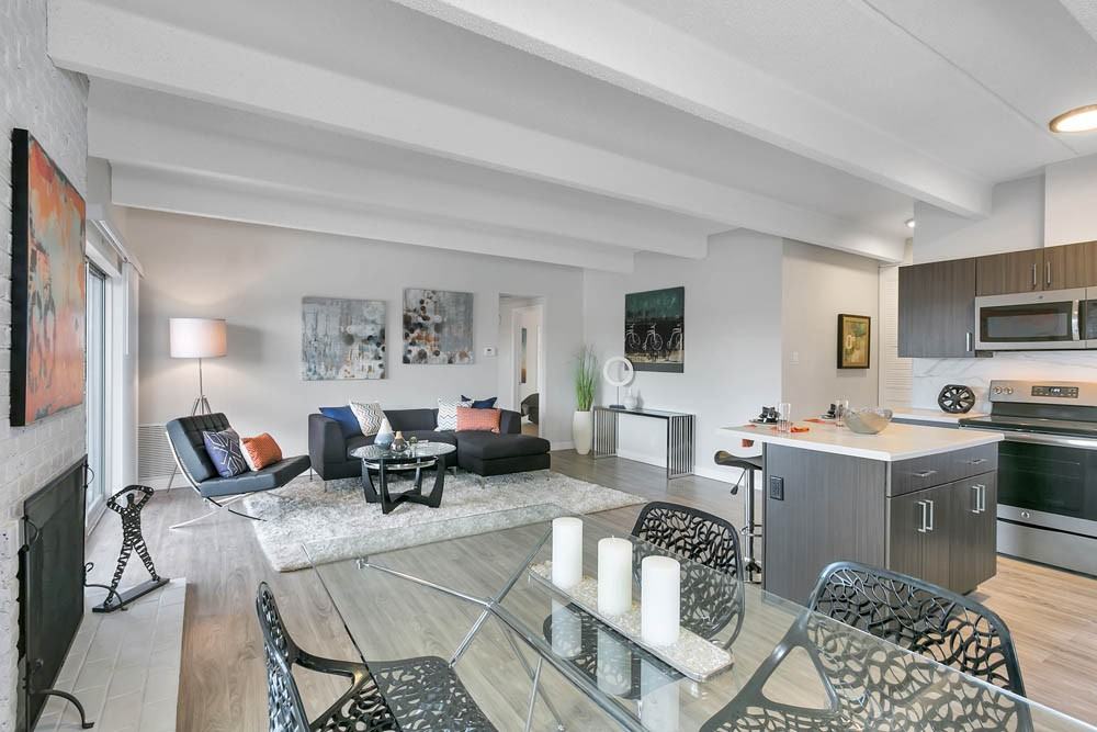 1311 Cook - Photo 4 of 42