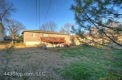 2504 Whitegate Dr - Photo 2 of 9