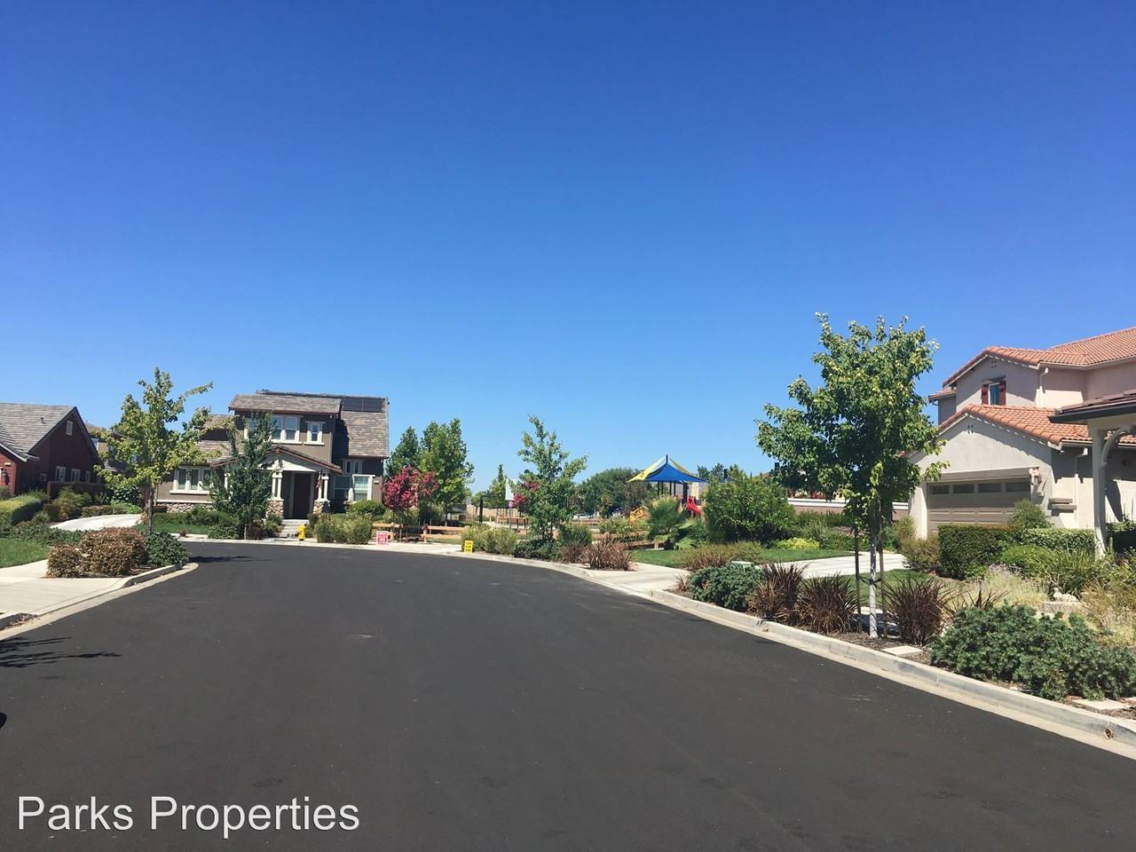 505 Milford St - Photo 2 of 32