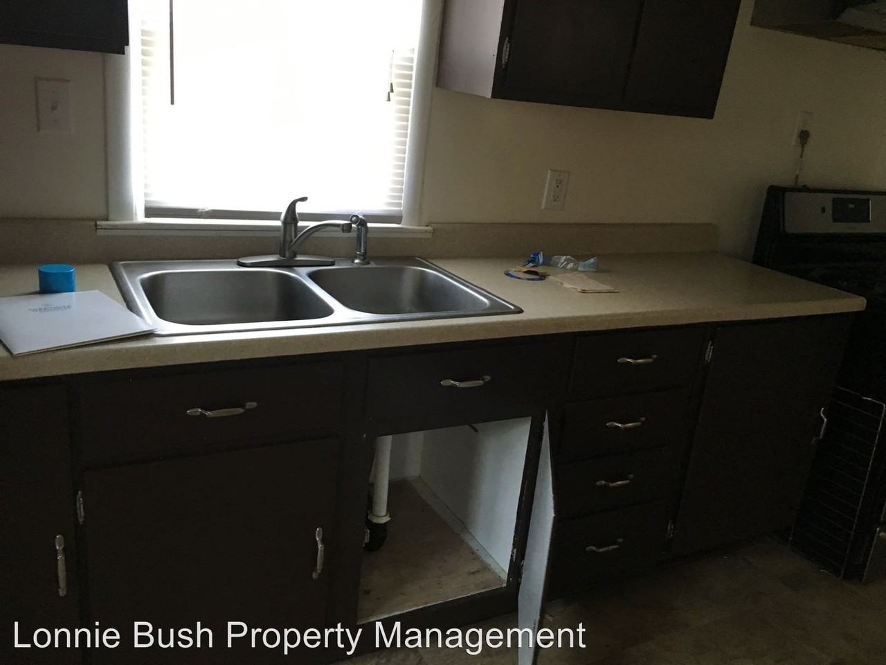 1241 30th St - Photo 3 of 19