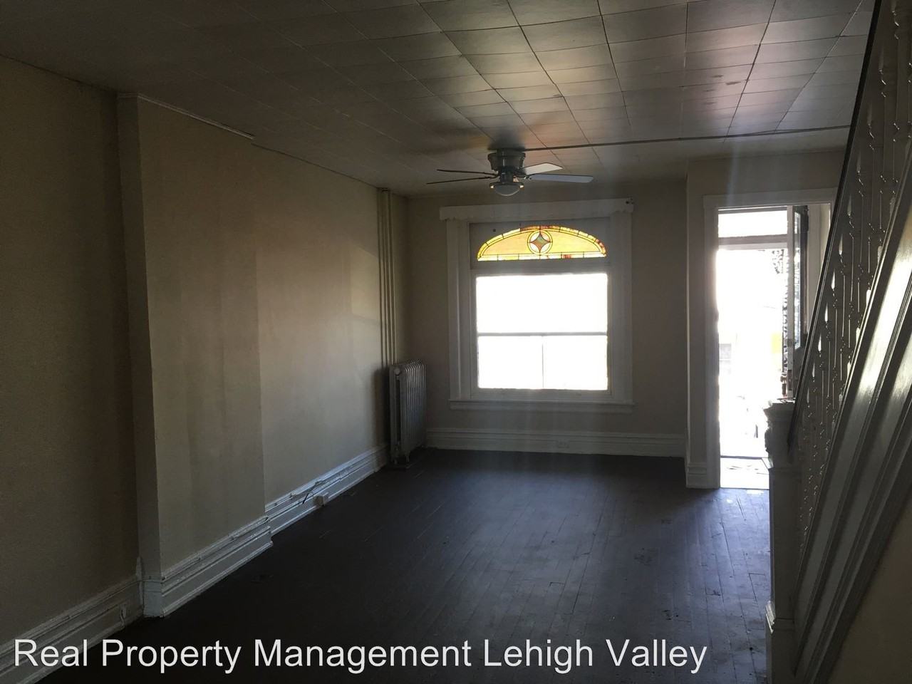 210 S 13th St - Photo 2 of 9