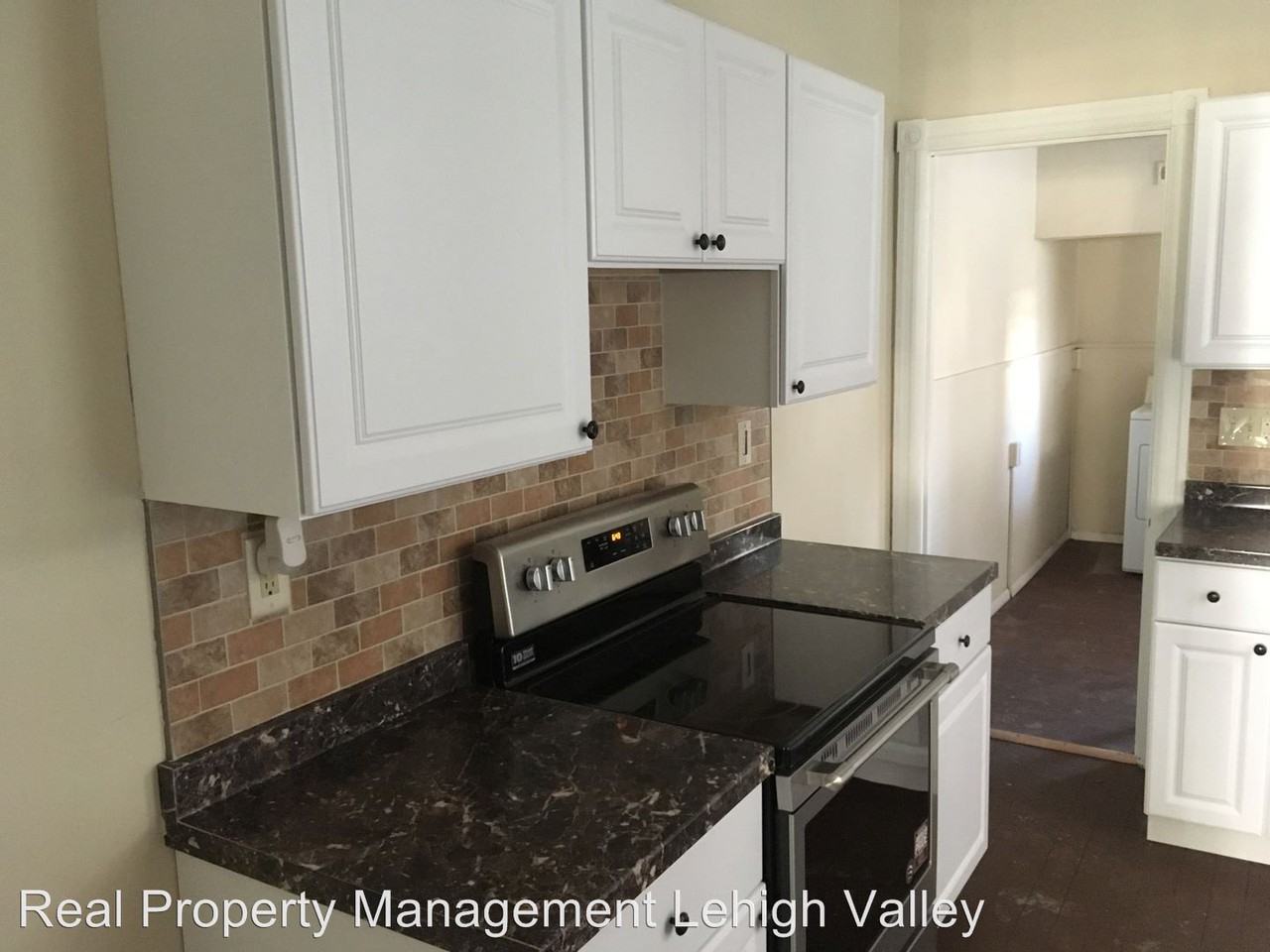 210 S 13th St - Photo 3 of 9