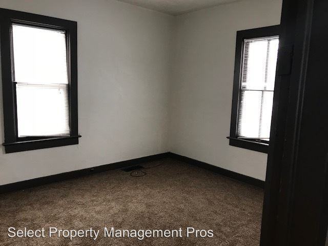 4707 W Jefferson Blvd - Photo 3 of 11