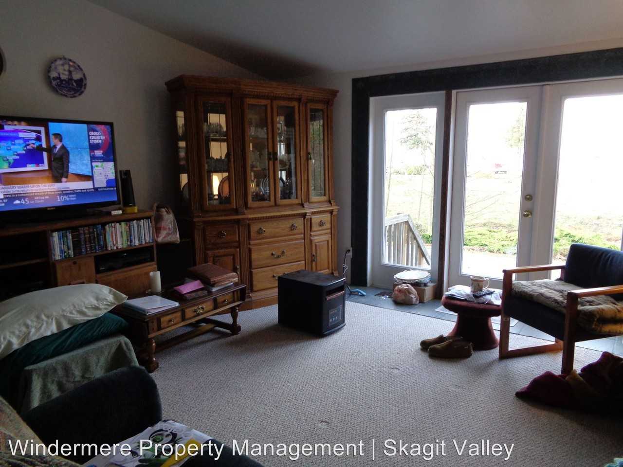 10149 Halloran Rd - Photo 2 of 24