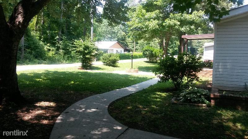 207 Swearing Creek Rd - Photo 3 of 8